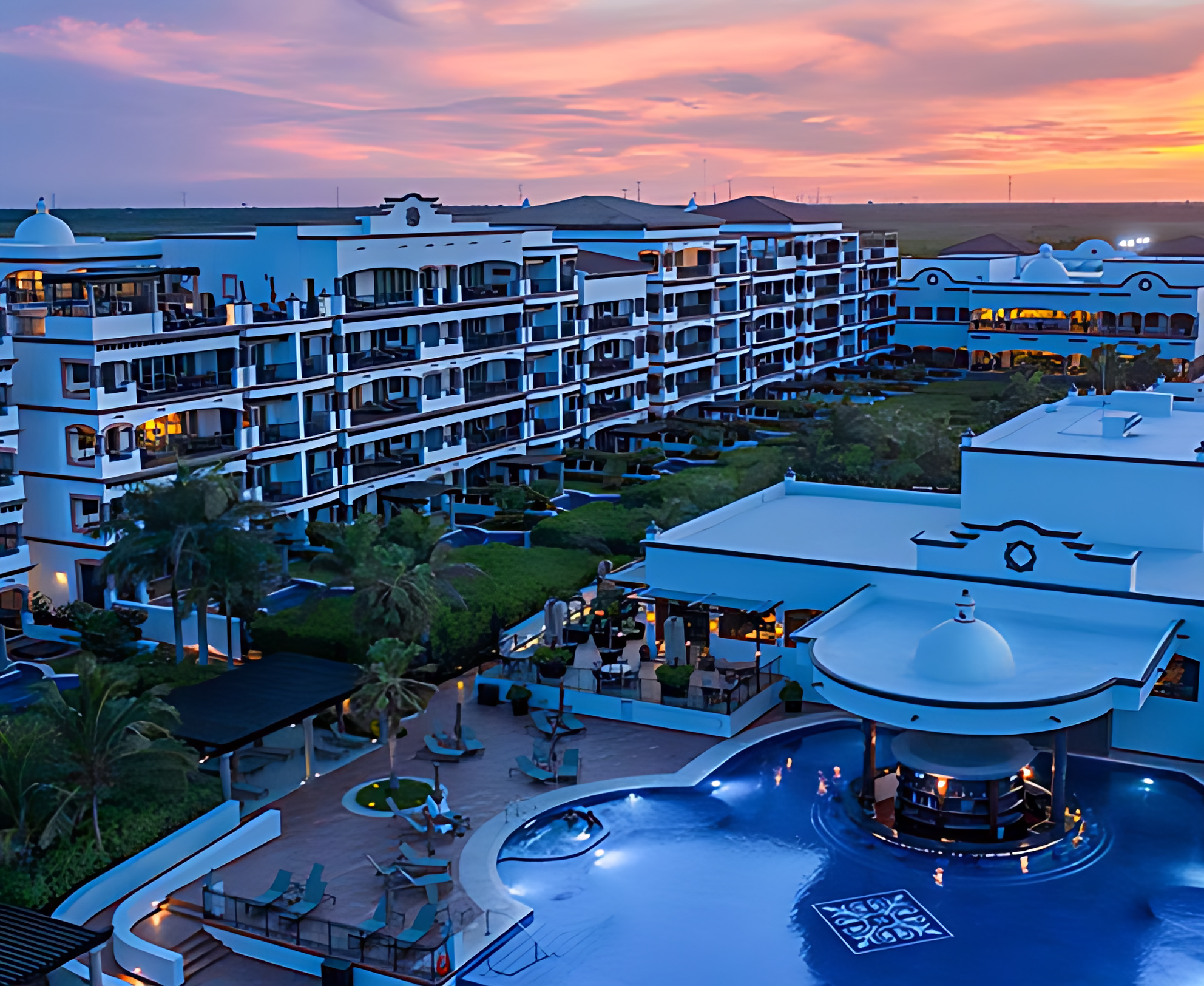 Grand Residences by Royal Resorts